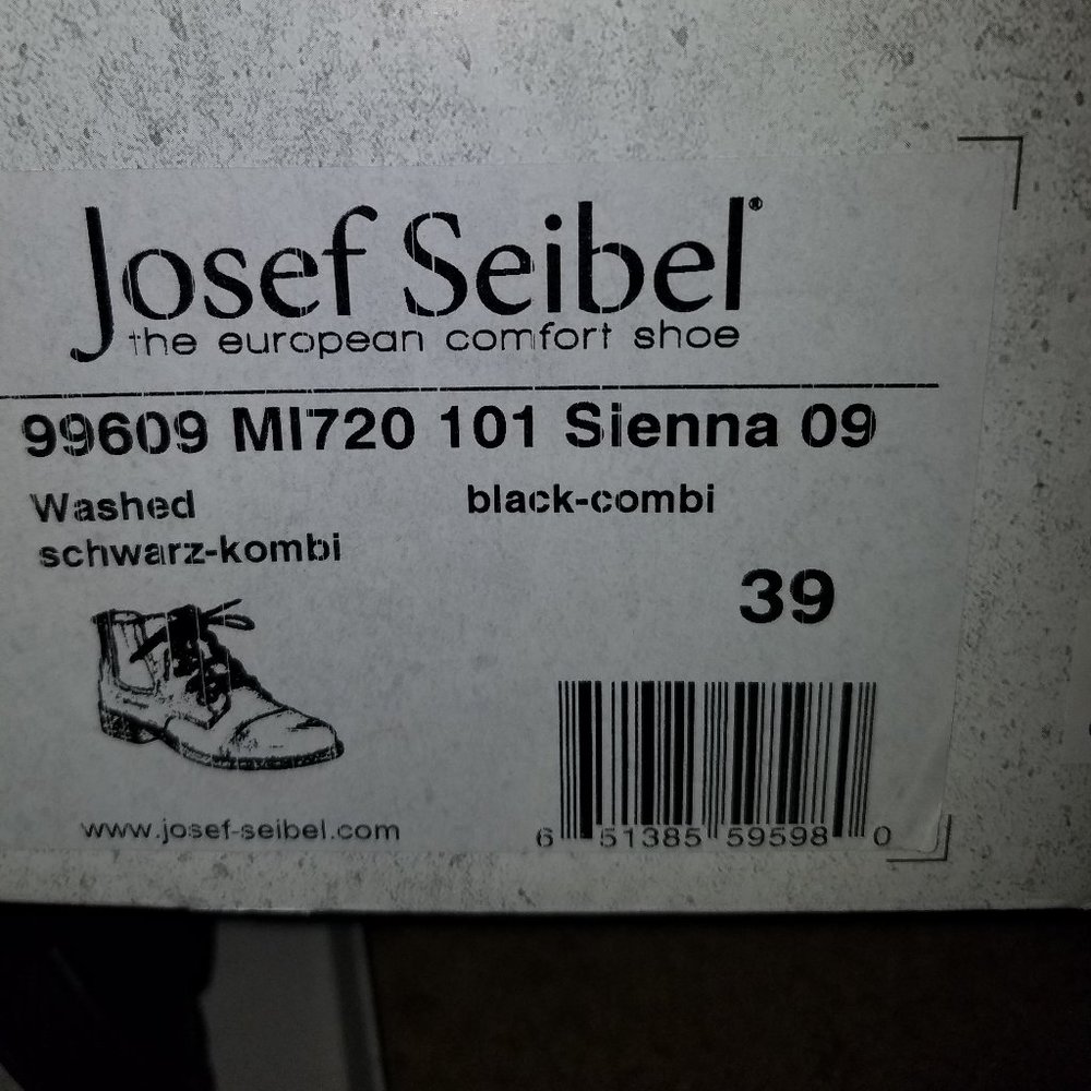 NIB sandals - Picture 3 of 3